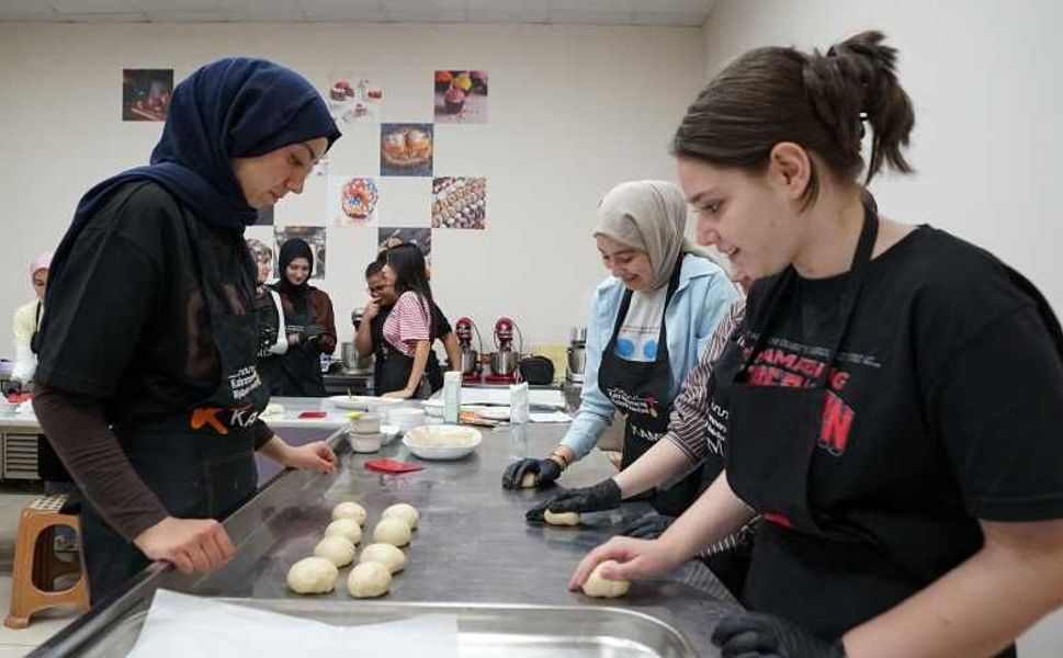 Yaz Tatilinde Üretkenliğin Adresi Genç KAMEK Kursları Oldu