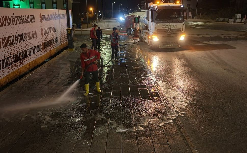 Büyükşehir Afşin’de Harekete Geçti: Cadde Boydan Boya Yenilendi