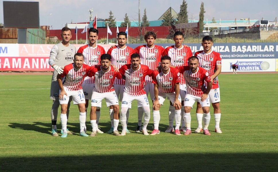 Yeni sezona golsüz başlangıç: İstiklalspor 0-0 Beyoğlu Yeni Çarşıspor