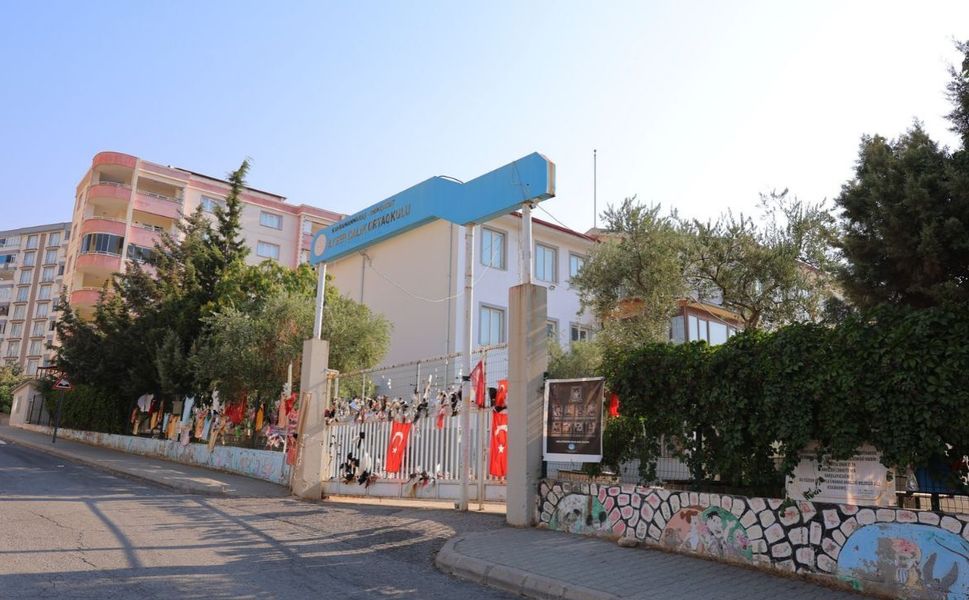 Ayser Çalık Ortaokulu Yeni Eğitim Yılına Sessiz Başladı