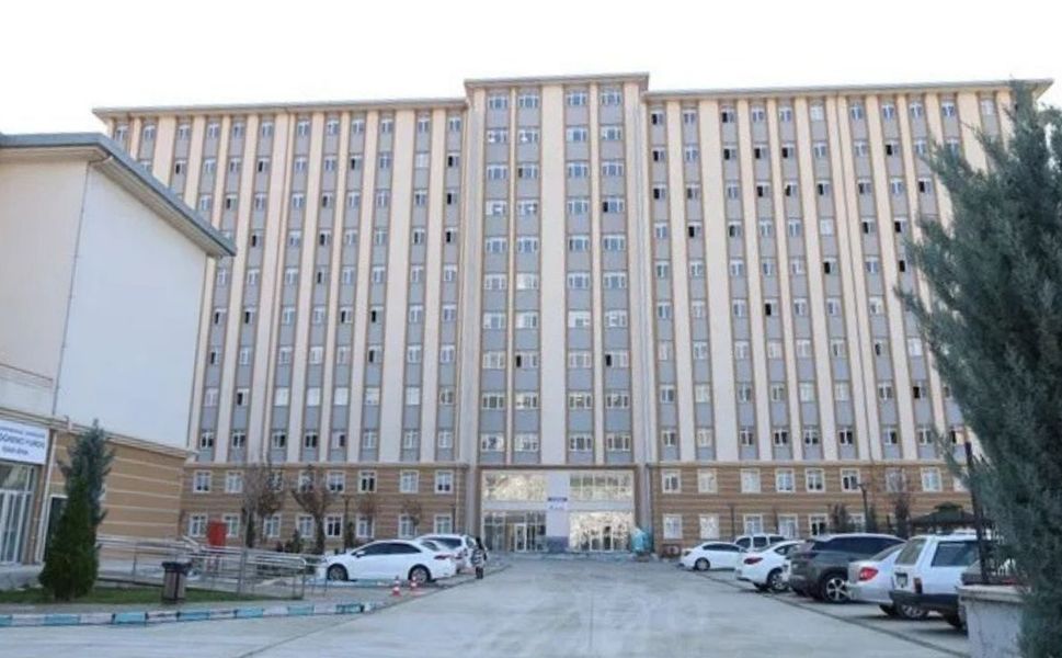 Kahramanmaraş’ta öğrenciler KYK yurdunda yaşanan taşınma krizine tepki gösterdi