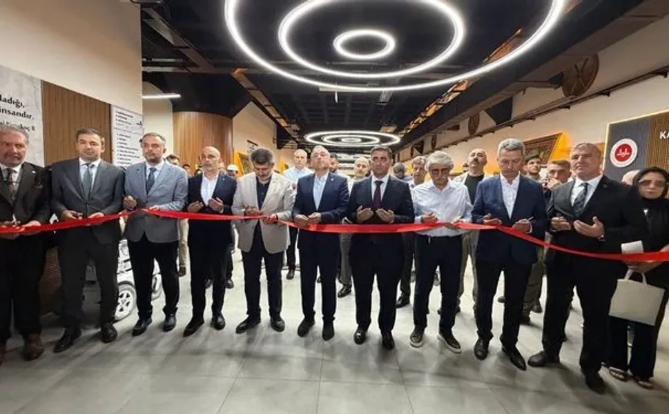 Kahramanmaraş’ta Mukaddes Emanetler Sergisi Açıldı