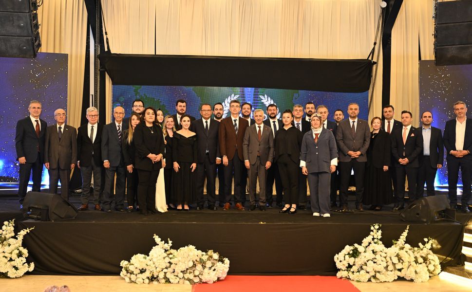 KASİAD Ödülleri’nde Kahramanmaraş’a Değer Katan İsimler Ödüllendirildi