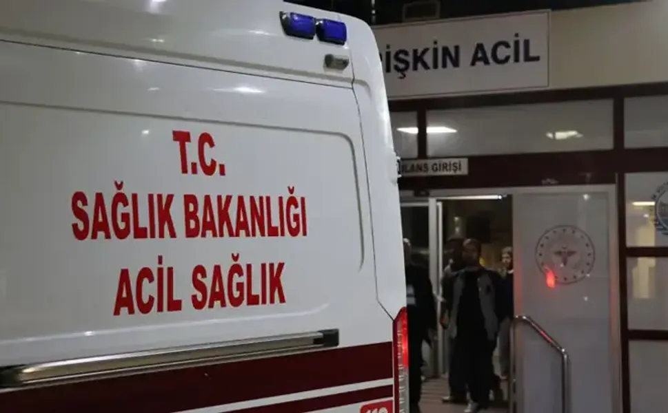 Kavga ettiği kişinin kulağını ısırarak kopardı