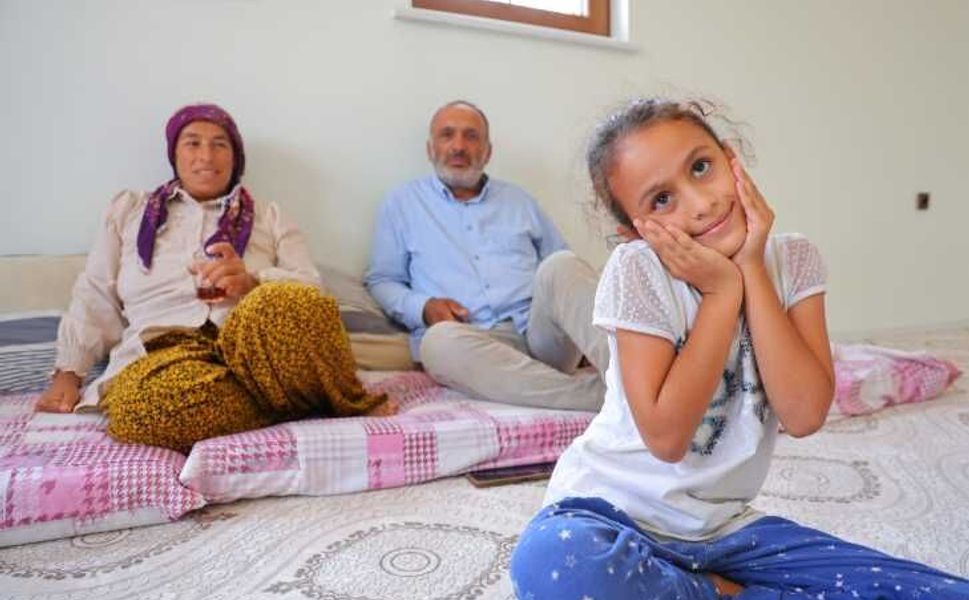 Kahramanmaraş’ta Depremzede Aile Yeni Yuvasına Kavuştu