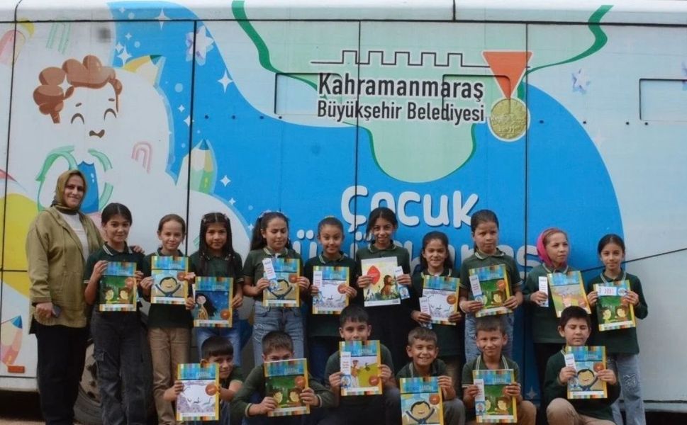 Kahramanmaraş’ta mobil kütüphane köy köy geziyor
