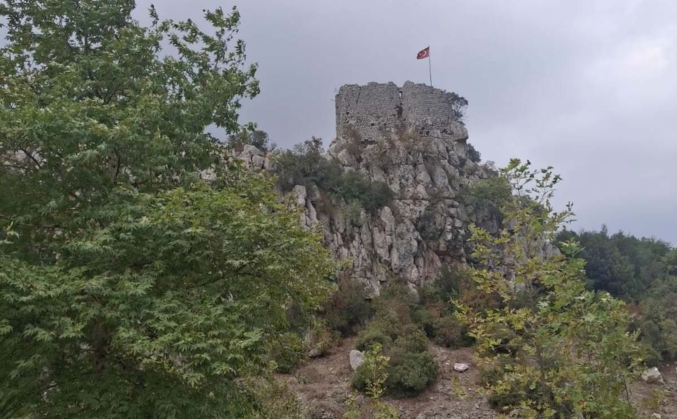 Kahramanmaraş’ta 16 Asırlık Haştırın Kalesi Zamana Meydan Okuyor