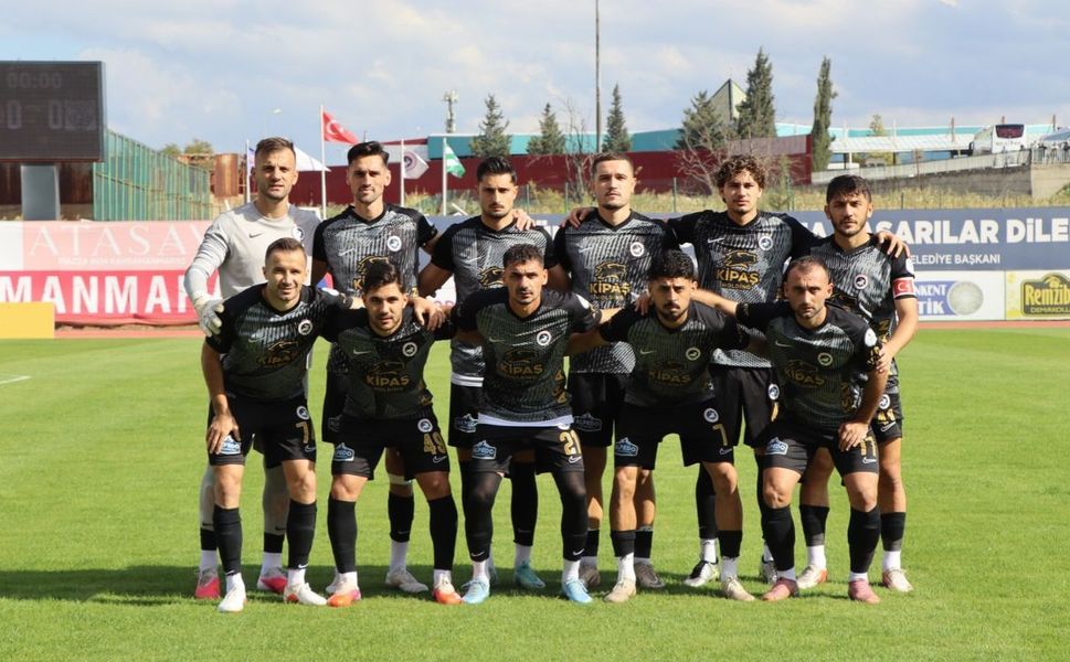 İstiklalspor sahasında şov yaptı, Serikspor’u 4-1’le geçti