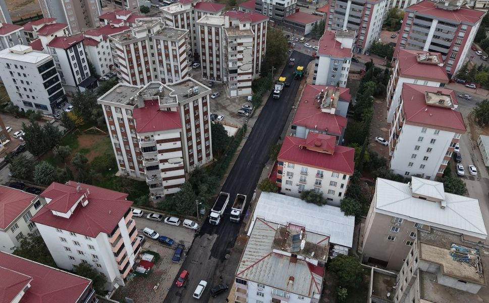 Kahramanmaraş’ta Ulaşımı Rahatlatacak Asfalt Çalışması