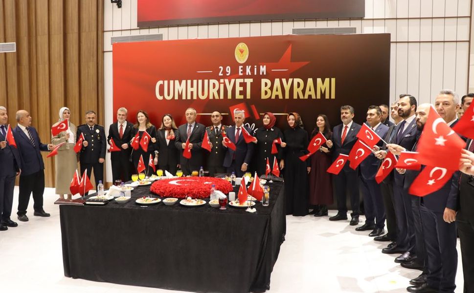 Kahramanmaraş’ta Cumhuriyet’in 103’üncü Yılına Özel Kabul Töreni Düzenlendi