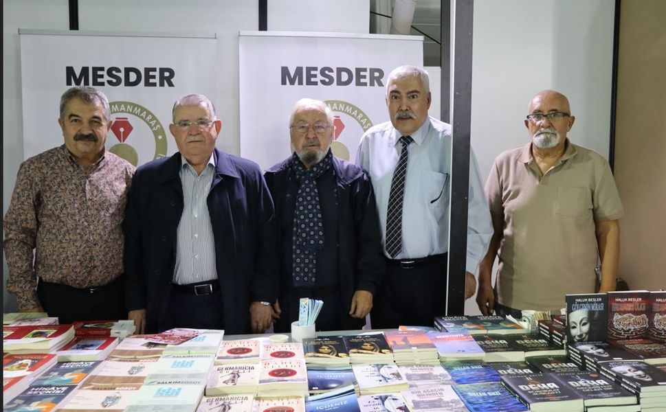 Hanifi Mahçiçek’ten Gençlere Kitap Fuarı Daveti