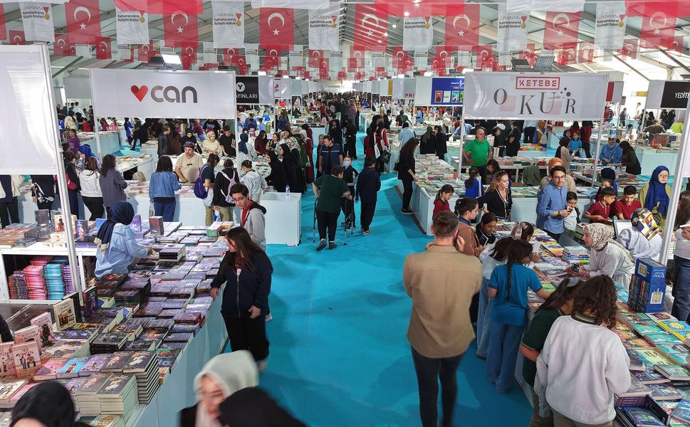 Kahramanmaraş Kitap Fuarı Yarın 400 Yazar ve Şairi Okurlarla Buluşturacak