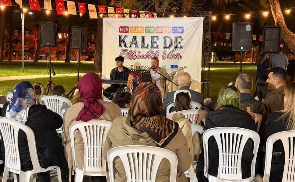 Kahramanmaraş Kendi Ozanının Türküleriyle Buluştu