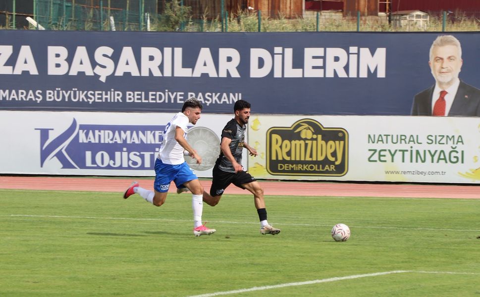 İstiklalspor, Ankara Demirspor karşısında ilk yarıyı önde tamamladı