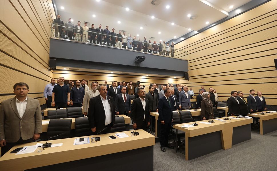 Parti Değişimi Sonrası Dulkadiroğlu Meclisi İlk Kez Toplandı