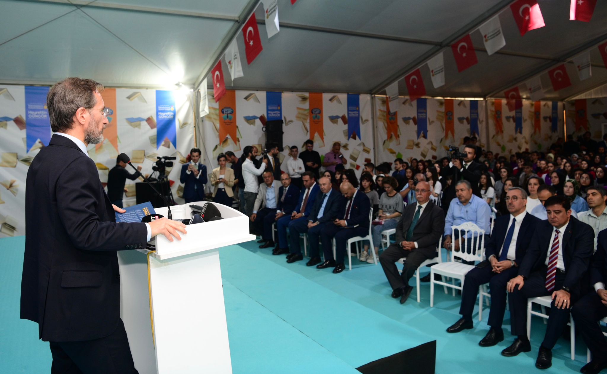 Küresel Belirsizlik Çağında İstikrarlaştırıcı Güç Türkiye konferansı (16)