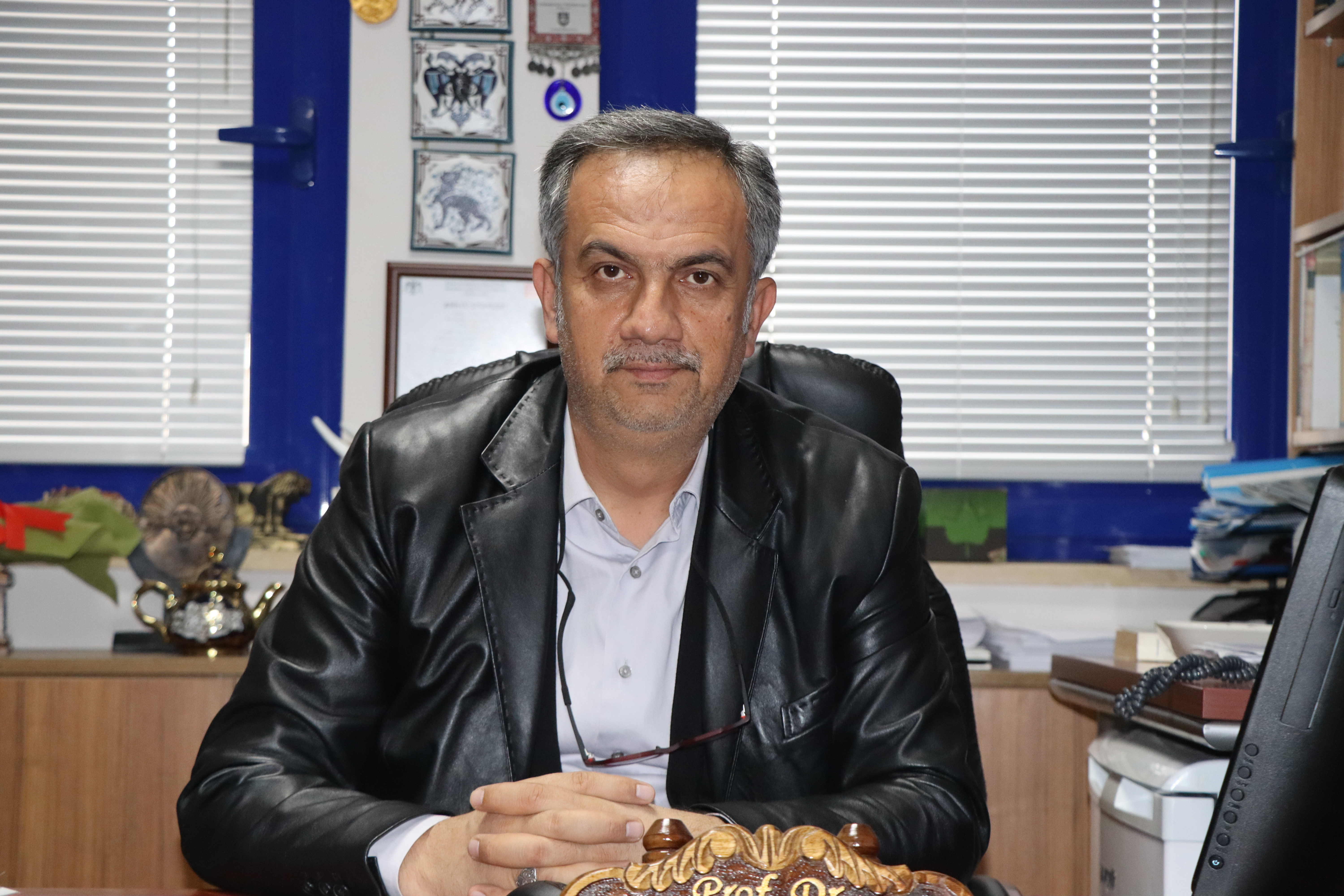 Prof. Dr. İbrahim Solak