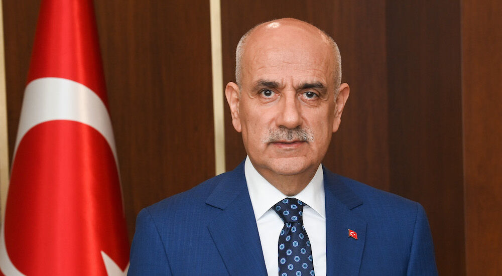 Vahit Kirişçi kimdir? Nerelidir?