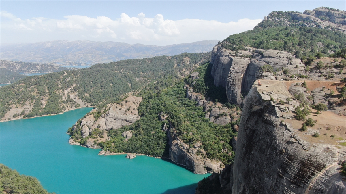 Kahramanmarastaki Ali Kayasi Cam Seyir Terasiyla Kent Turizmine Katkida Bulunacak 9C1Be2E