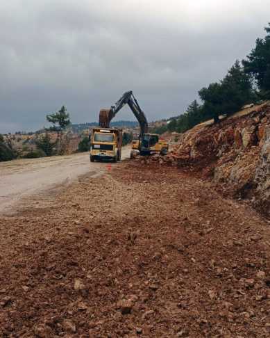 Kılağlı Başdevrişli Yolu (1)