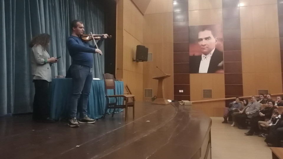 Bir Baska Orkestra 6