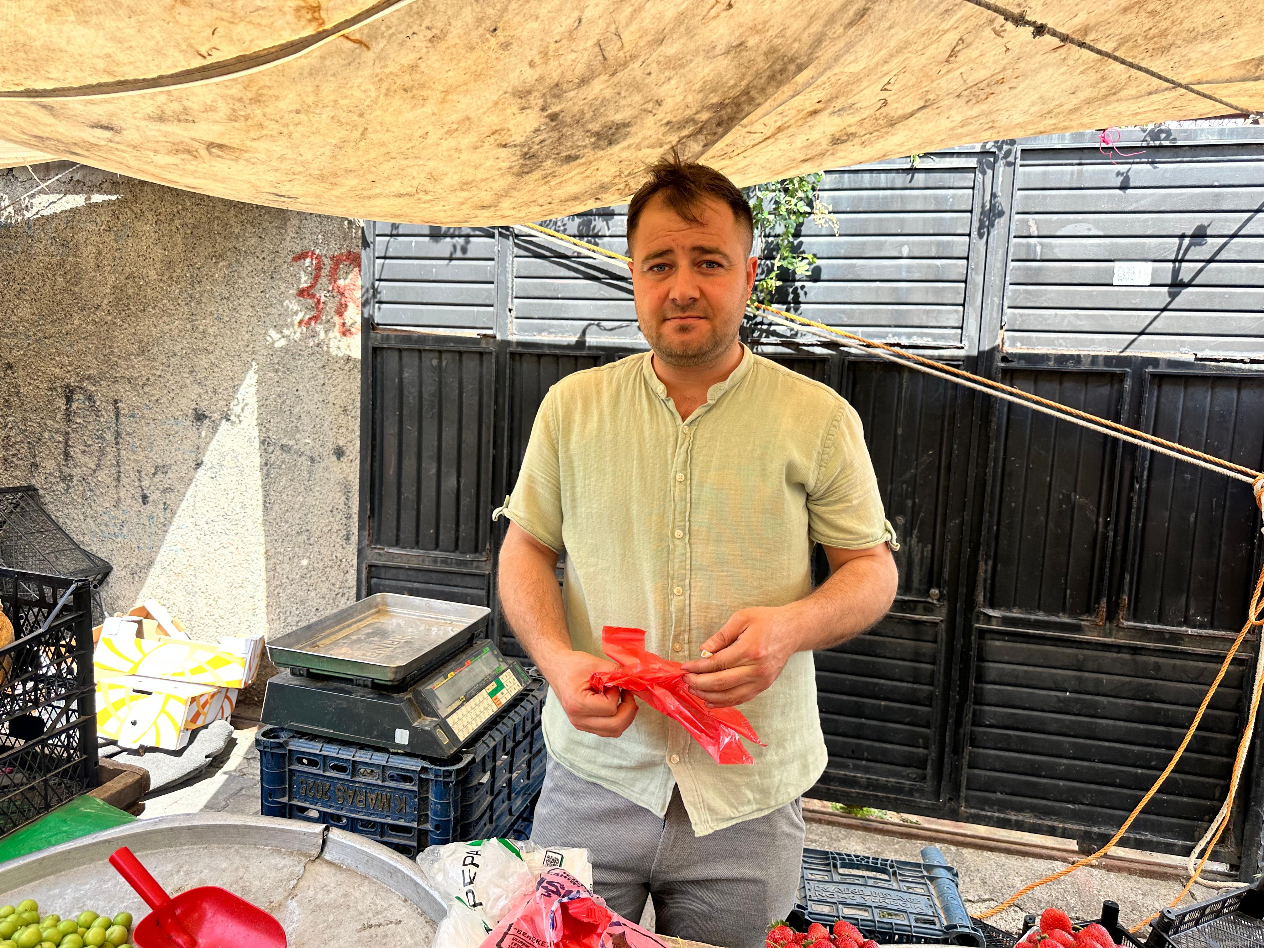 Pazar Esnafı Uğur Karakaya