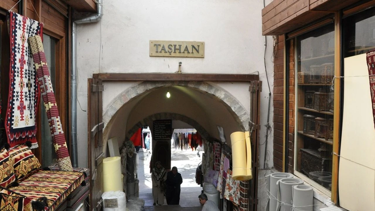 Tashann33-1
