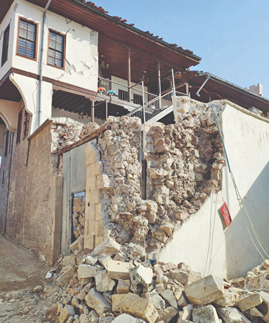 Dedeoğlu Konağı