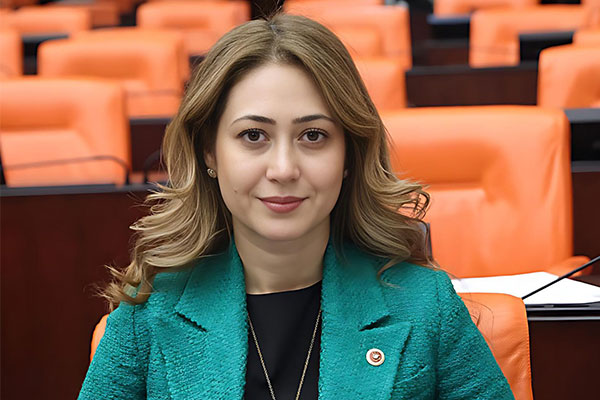Zuhal Karakoç Dora-1