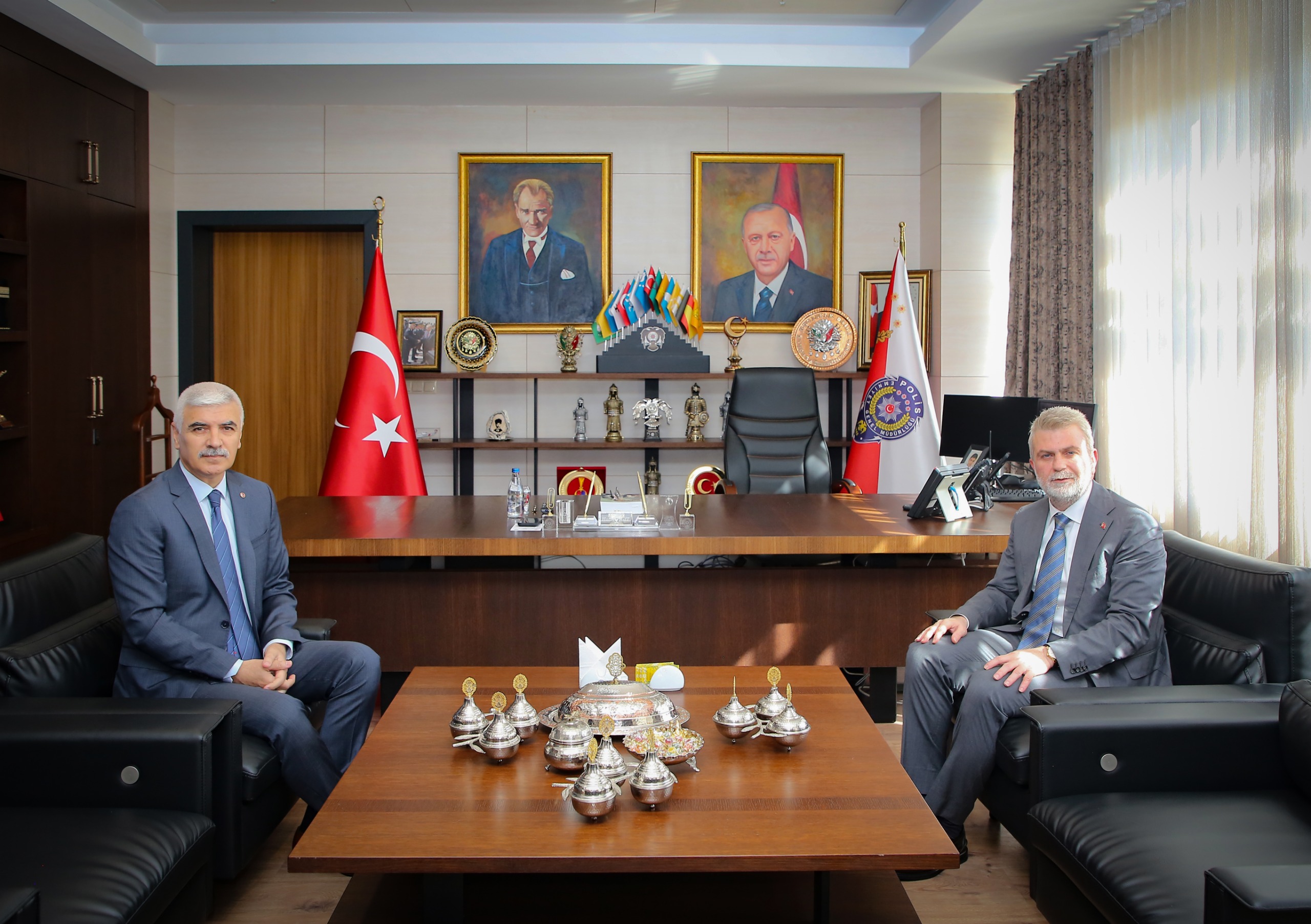 E M N İ Y E T2