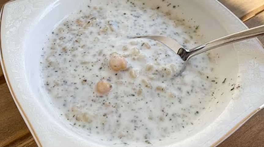 Yoğurtlu Dövme Çorbasi