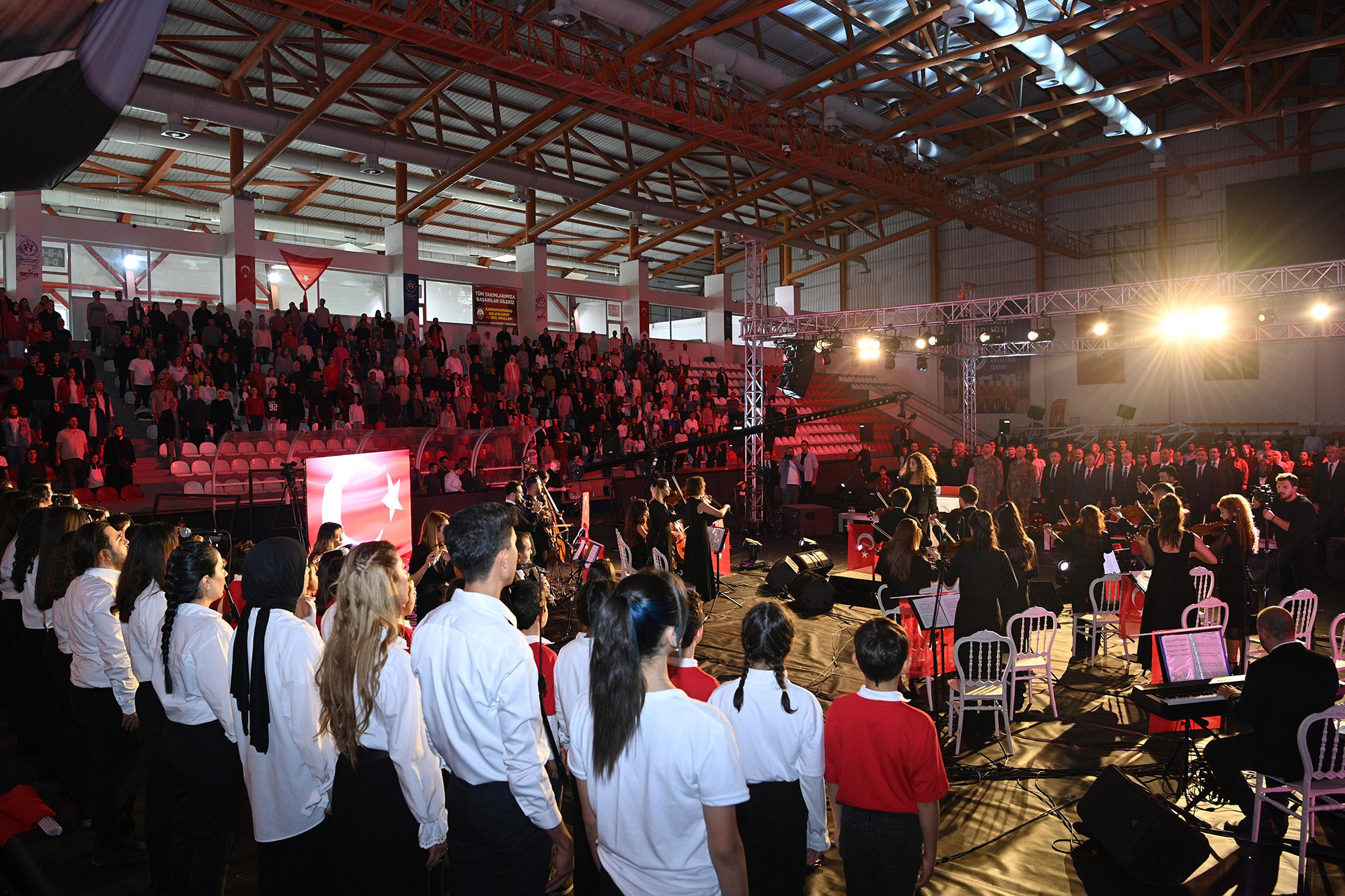 Cumhuriyet Konseri (2)