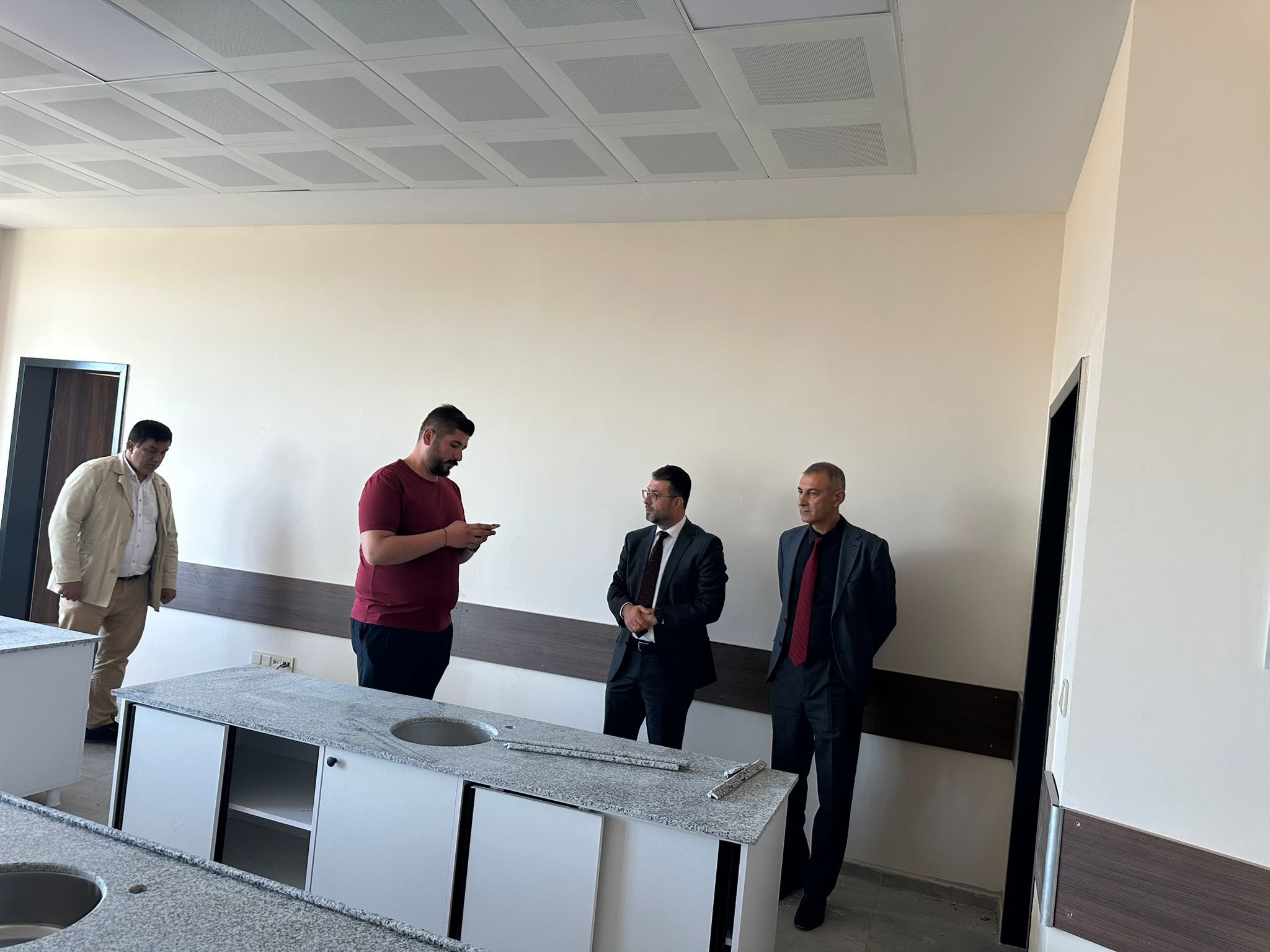 G4G H F Xk W4 A Auvk1