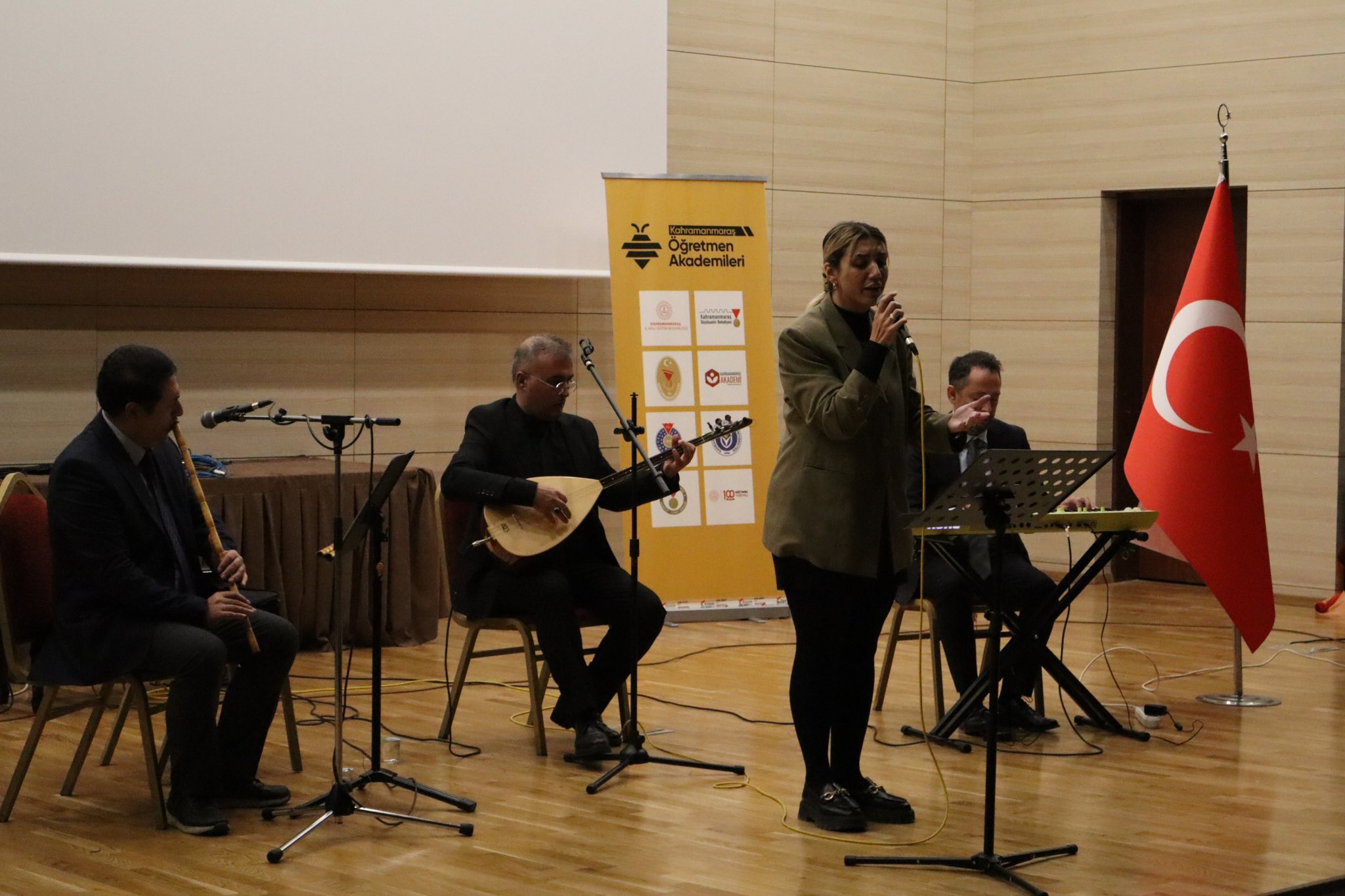 G4L Z9G D W4 A Ah Un B