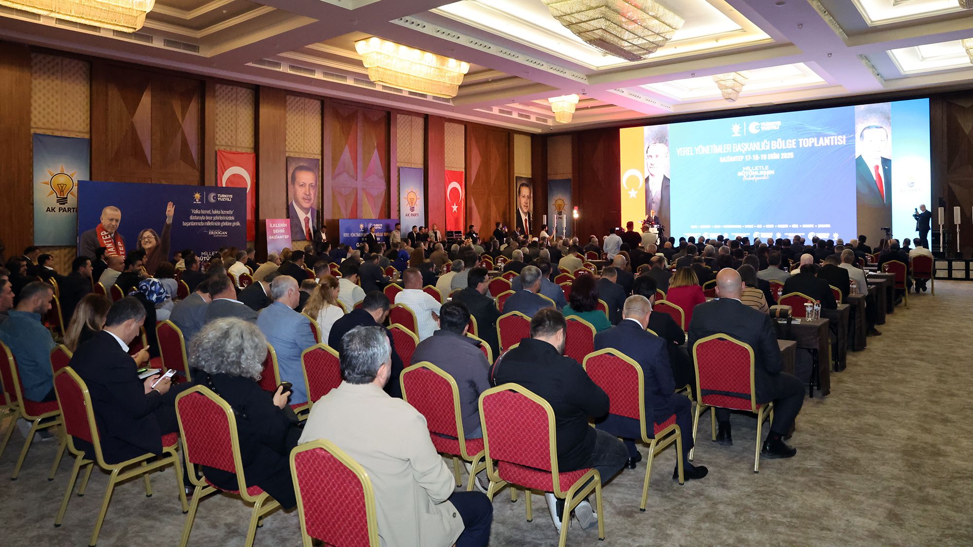 Başkan Görgel, Yerel Yönetimler Bölge Toplantısı’na Katıldı