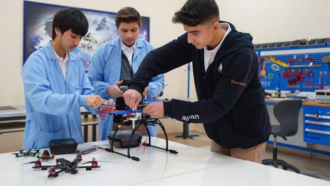 22140912 22113122 Manyet