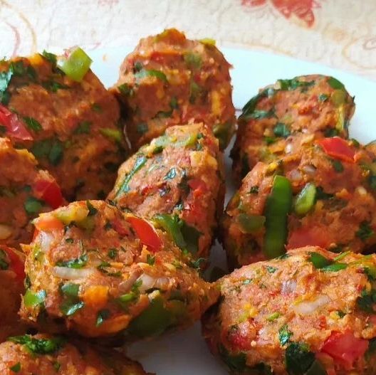 3Da3B3E4479F8E2D4E4E0B5B4546Be43