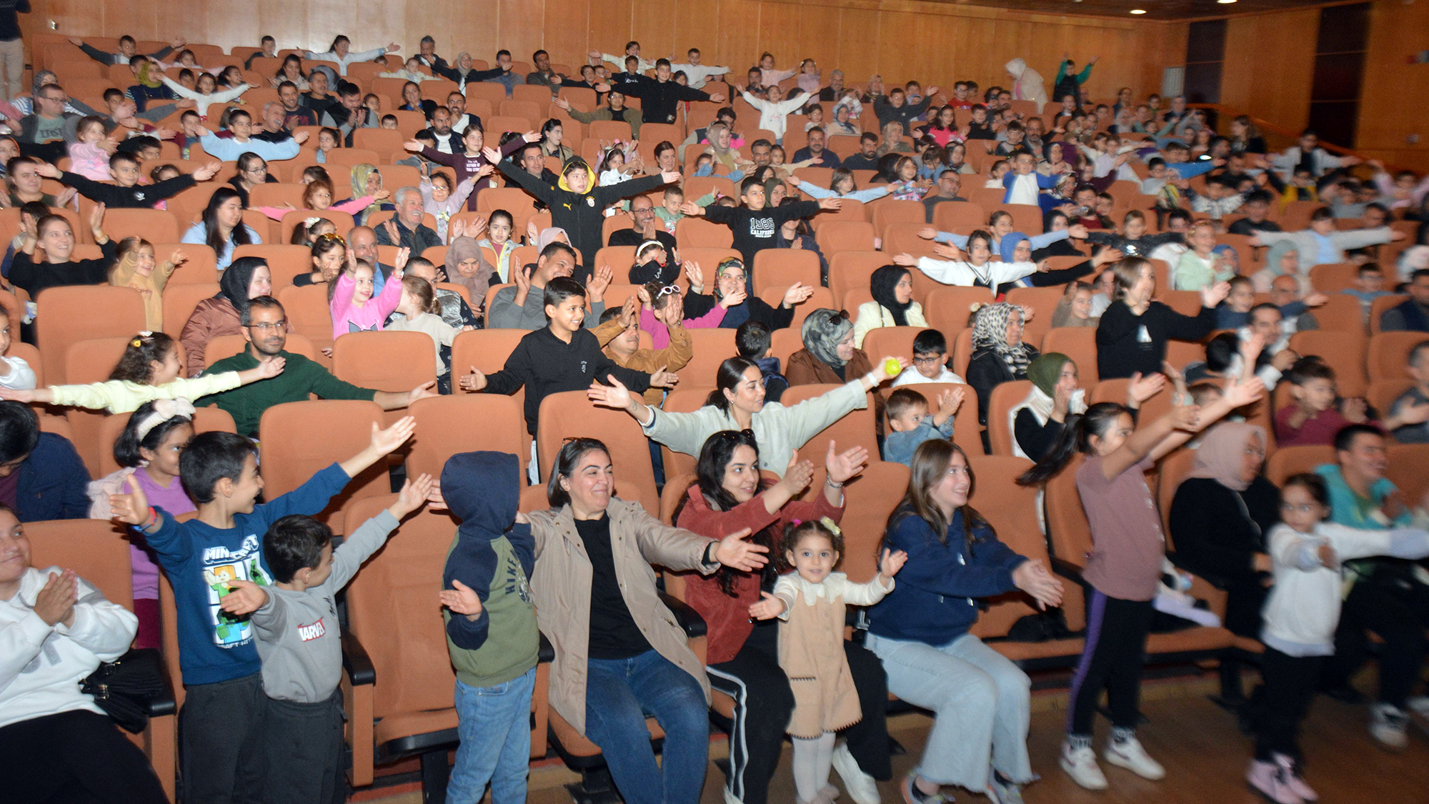 Çocuk Gösterisi (3)-1