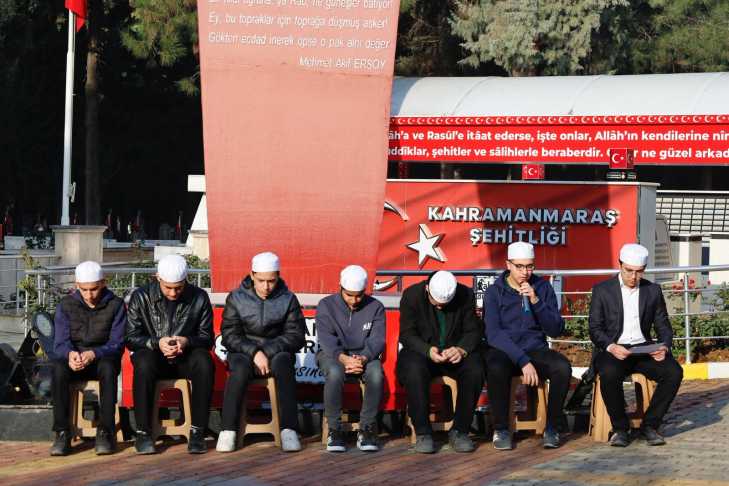 G6 R K Cu E X U A A A W Bu