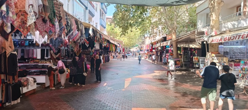 Kahramanmaras Buyuksehir Saglik Turizminin Gozdesi Ilica Da Detayli Temizlik Gerceklestirdi