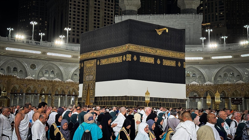 Thumbs B C 6419Ce4C527Ab87Fba7Bf72D44A4Bb37-1