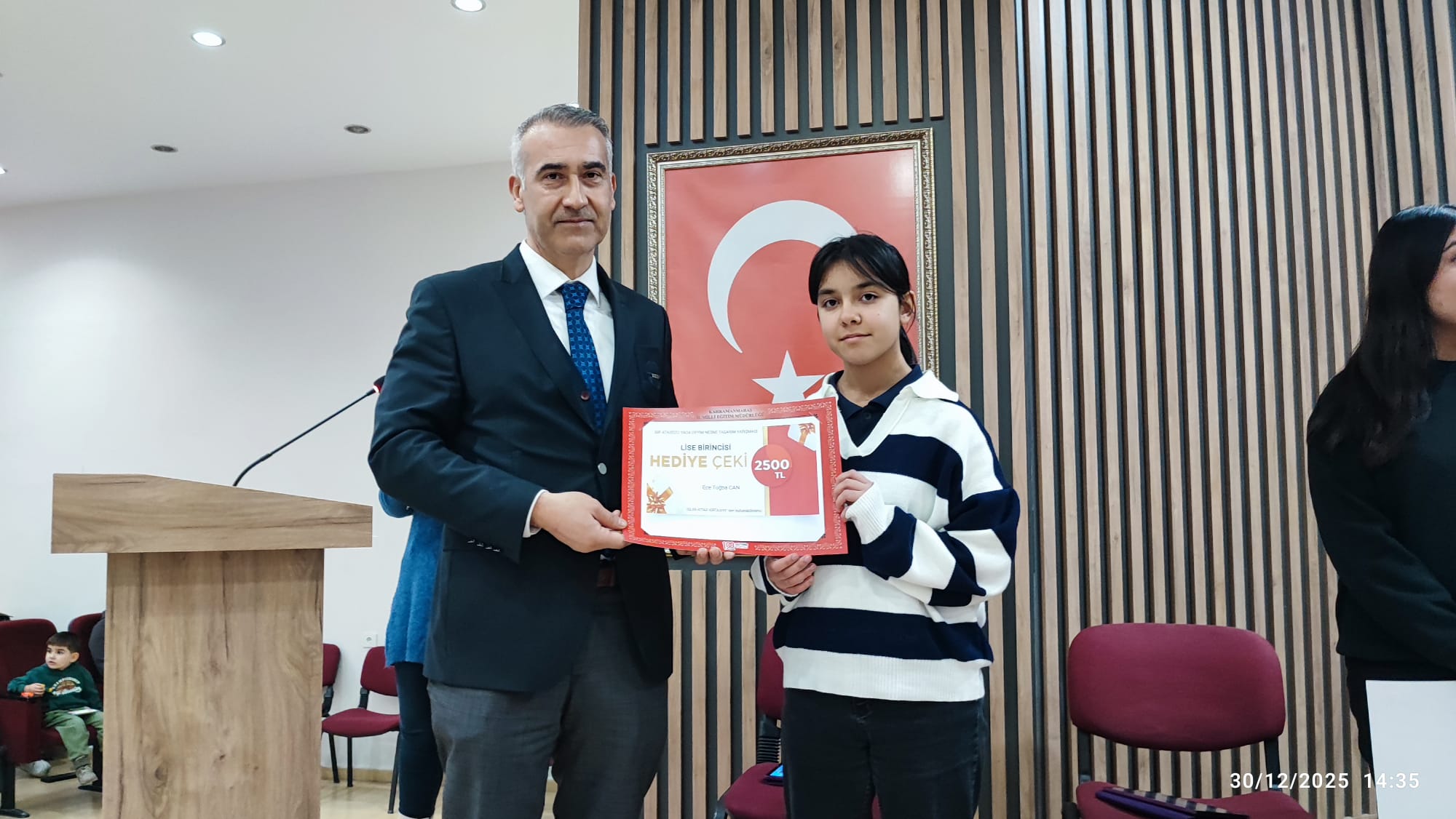 G9Eag M V W E A Aj9 E F