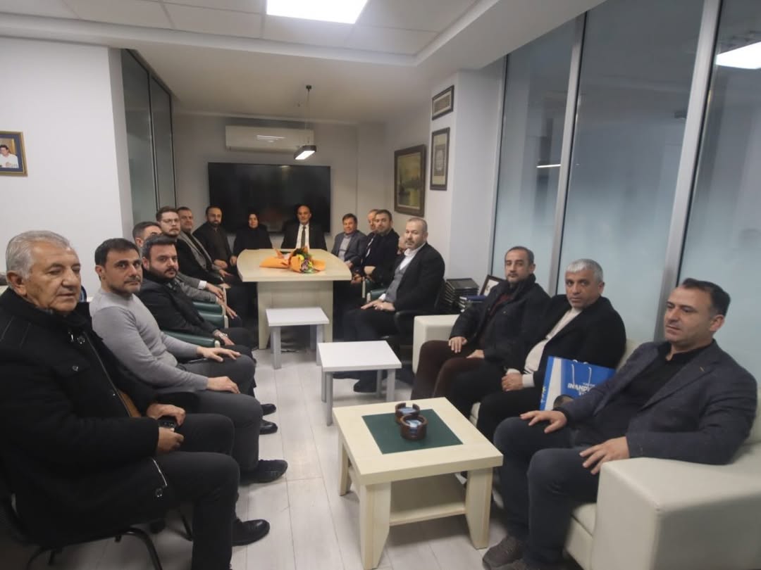 10 Ocak Çalışan Gazeteciler Günü Nedeniyle Ak Parti Kahramanmaraş İl Başkanı Muhammed Burak Gül, (3)