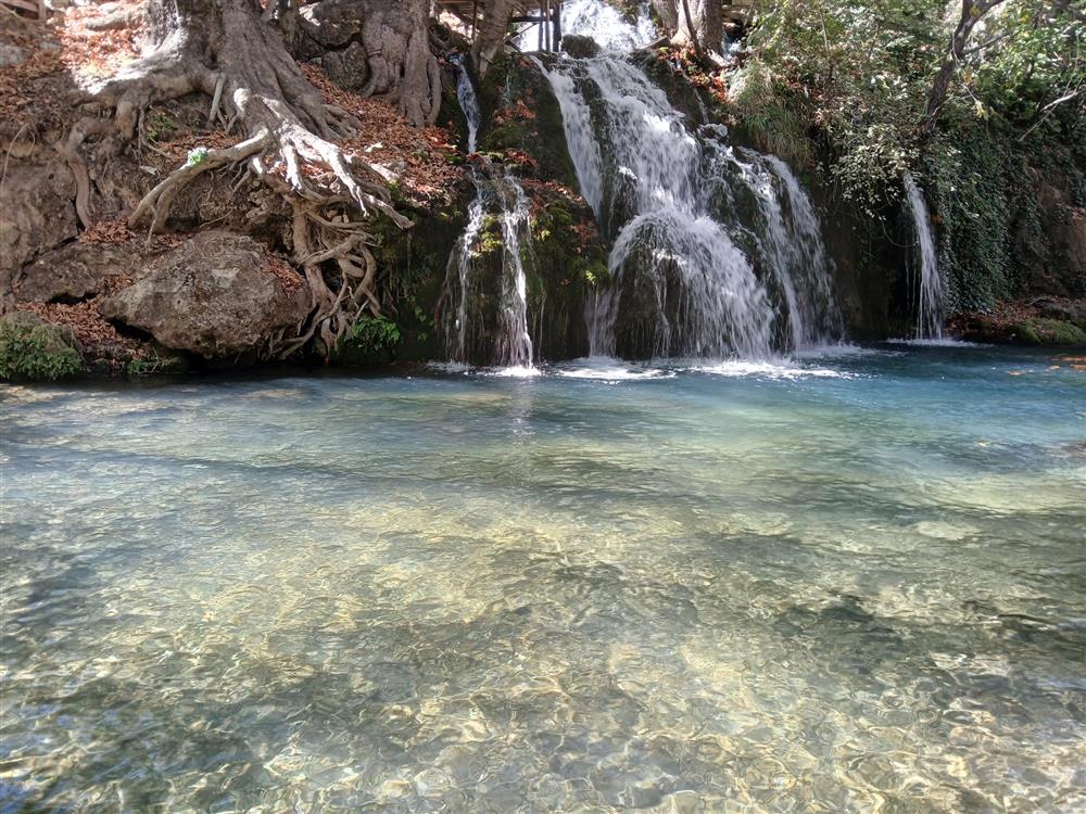 466911,Dongel Magaralari Ve Selalesi 1Jpeg