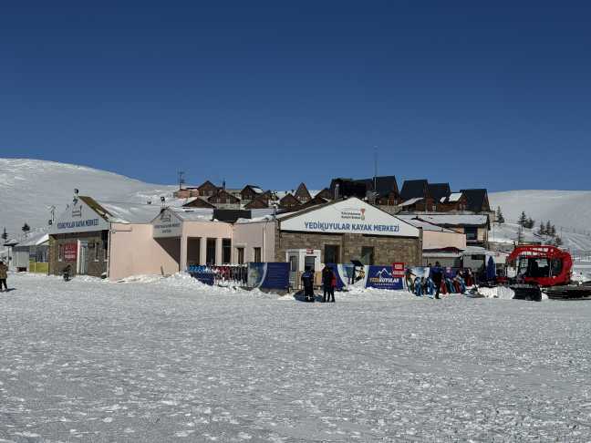 A A 20260102 40144356 40144354 Y E D I K U Y U L A R K A Y A K M E R K E Z I N D E K A R K A L I N L I G I 70 S A N T I M E T R E Y E U L A S T I