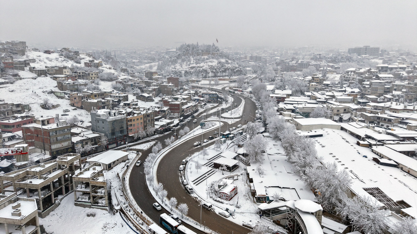 A A 20260106 40175134 40175127 K A H R A M A N M A R A S K E N T M E R K E Z I N D E S O N 57 Y I L I N E N D U S U K S I C A K L I G I Y A S A N D I