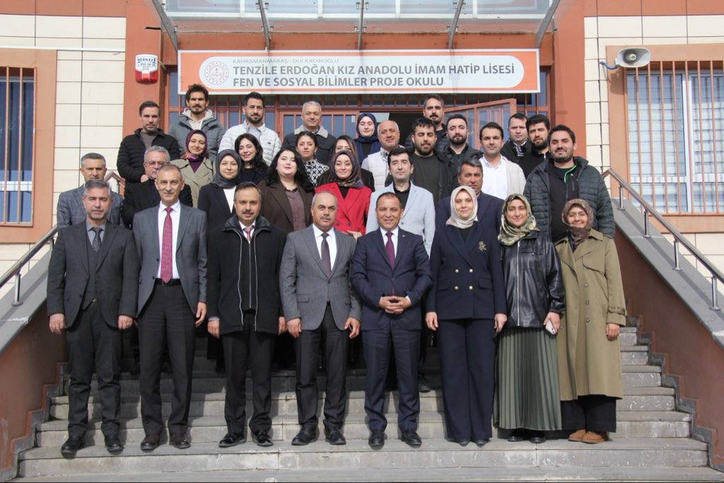 G O Bk H X W Q A A Cbb0