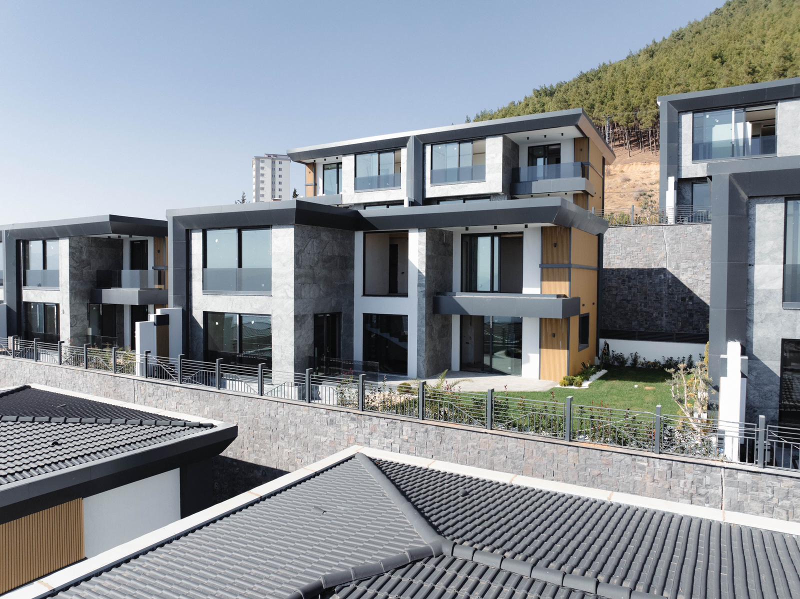 Whatsapp Image 2026 01 08 At 21.47.59 (2)