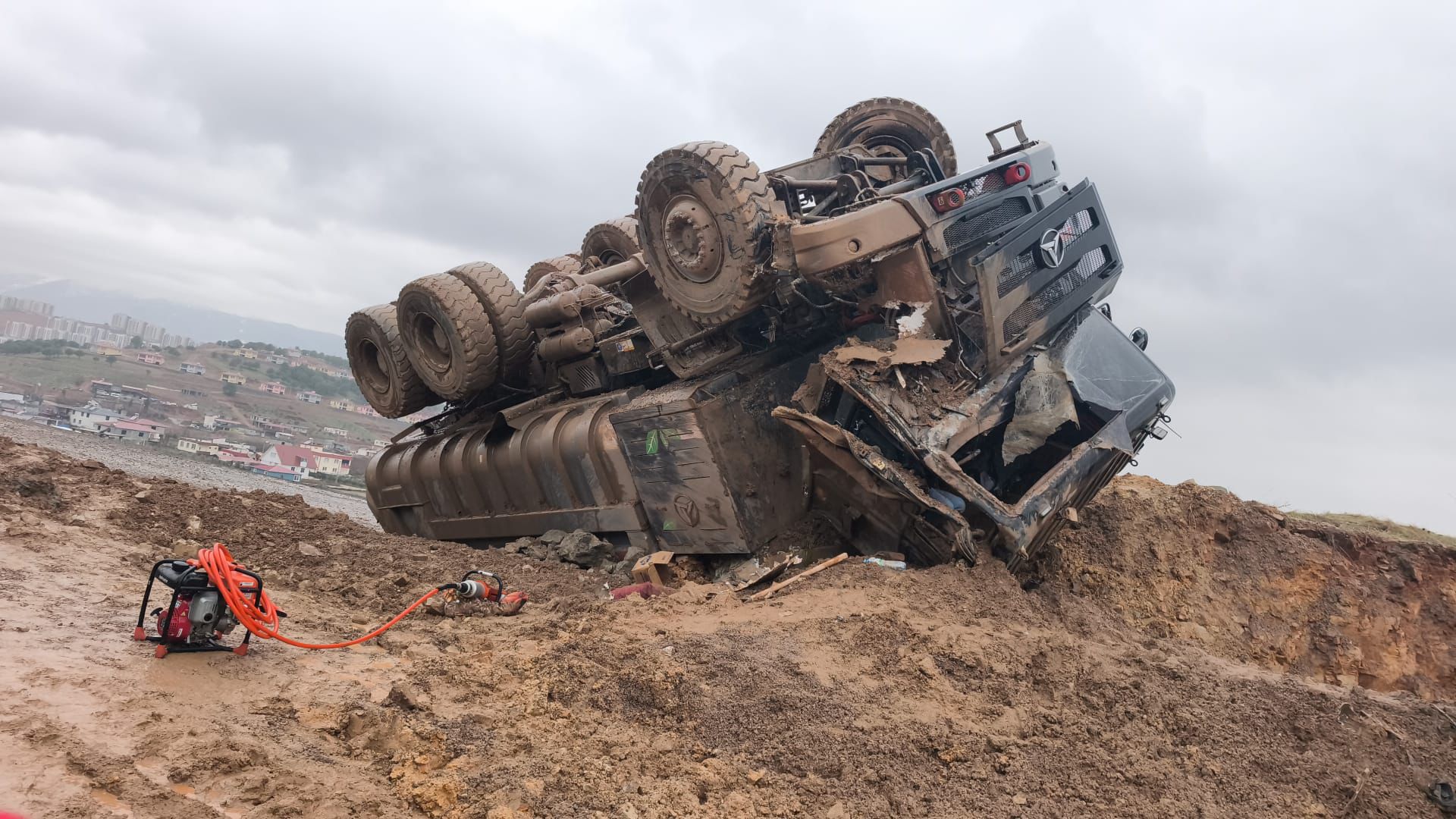 Whatsapp Image 2026 01 31 At 22.24.27 (1)