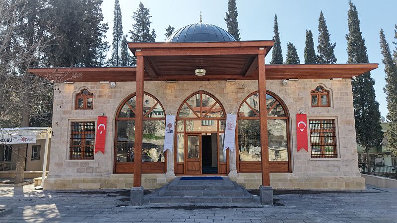 İsa Divanlı Camii (2)
